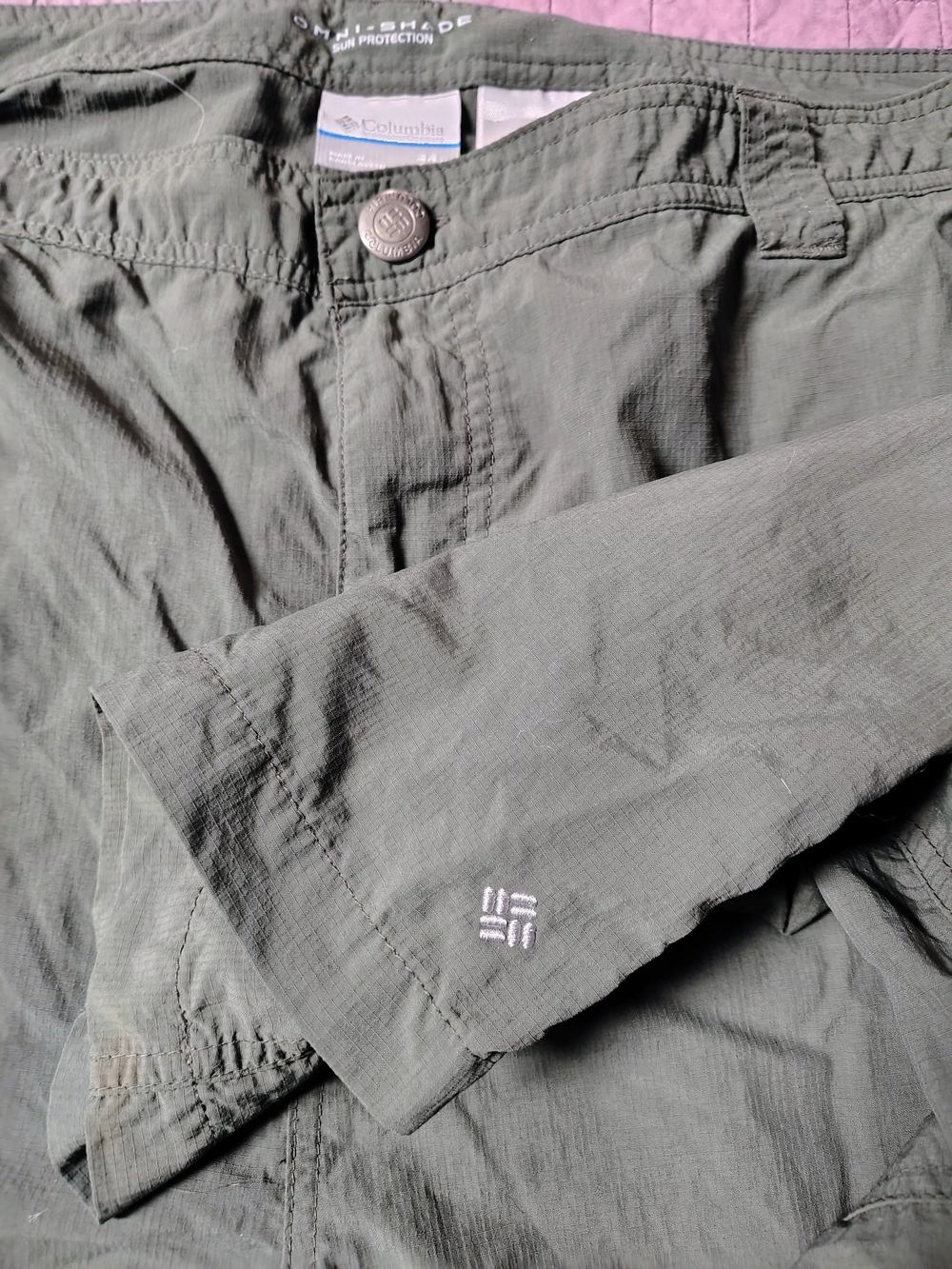 Columbia Omni-Shade Convertible Hiking Cargo Pants Mens 44x36 Olive Green Zip - Picture 6 of 8